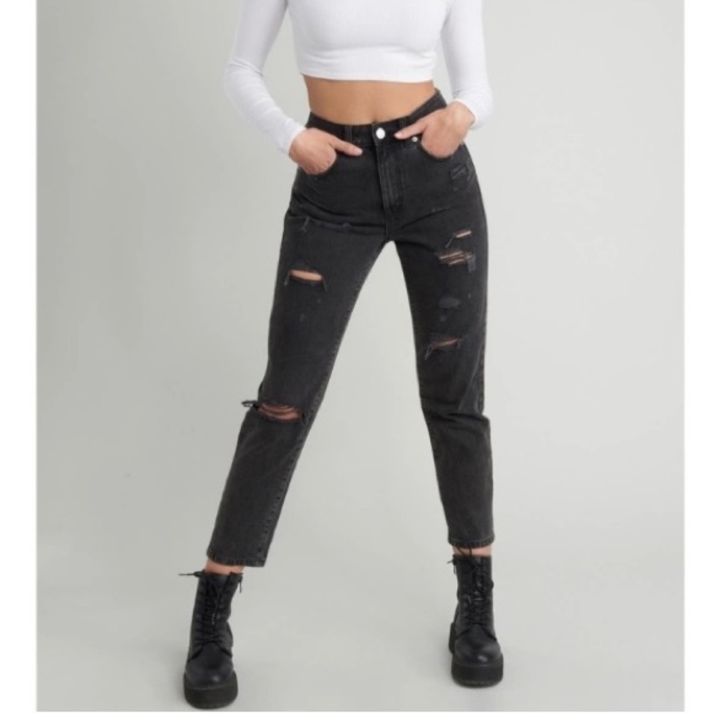 Garage Denim~Women’s/Juniors Super Skinny Distressed Black Jeans with Holes~Sz 7